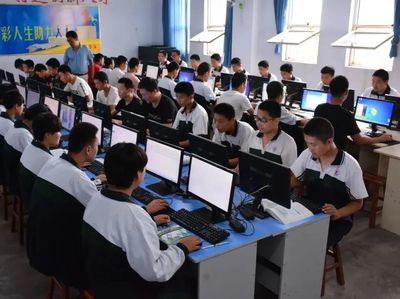 峰峰職教計(jì)算機(jī)信息技術(shù)咨詢(xún)服務(wù)專(zhuān)業(yè)招生 開(kāi)啟數(shù)字未來(lái)，成就IT精英